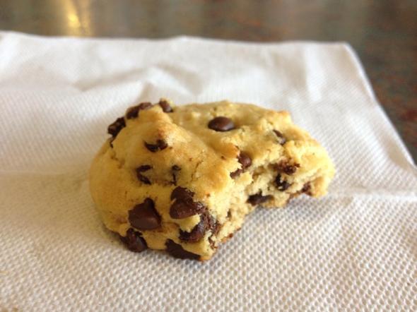 Betsy's Bakery in Mechanicsburg, PA has recently added a delicious PALEO cookie to their gluten free repertoire. 